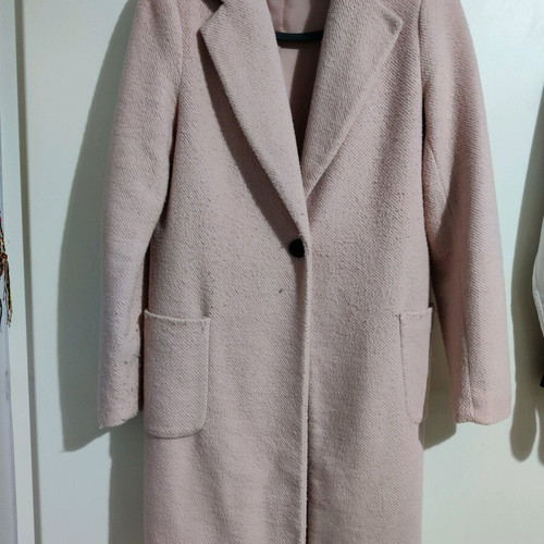 Only pink trench coat XS like new