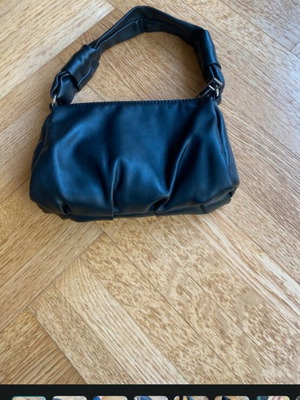 Caprice black ruched shoulder bag