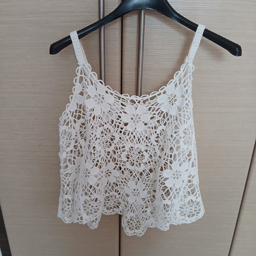 Top white one size like new