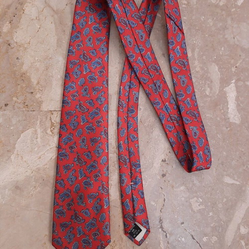 Geoffrey Beene tie like new