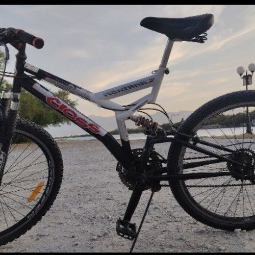 Mountain bike like new