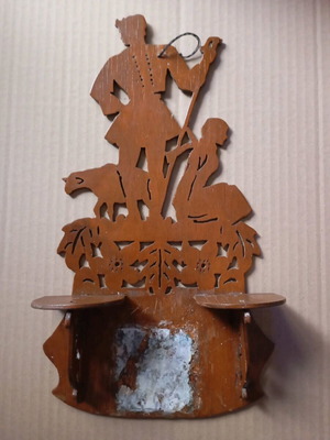 Wooden decorative shelf used with rural scene fretwork
