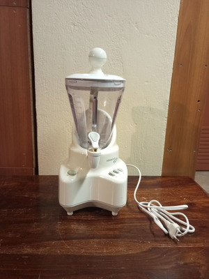 Kenwood Smoothie Maker used, almost unused