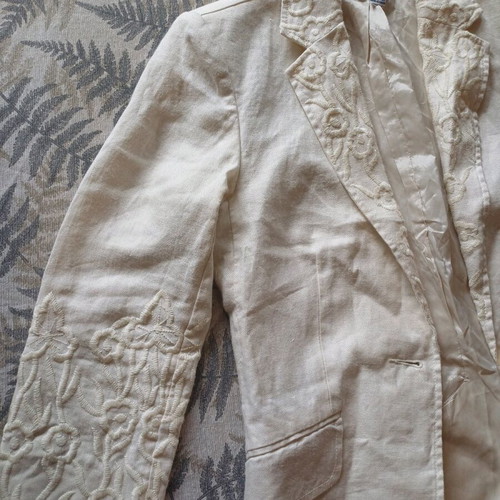 Zara women's beige jacket 3/4 sleeve like new, size 40