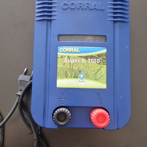 Corral N 1100 electric fence energizer new