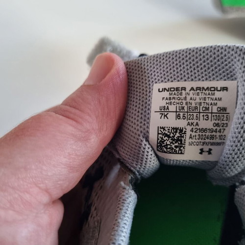 Under Armour kids' athletic shoes used, size 23.5, gray