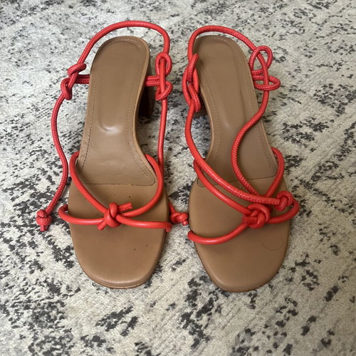 Flattered sandals size 39 like new