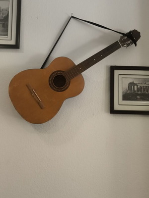 Classical guitar used