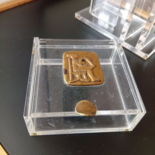 Office set plexiglass and embossed bronze like new