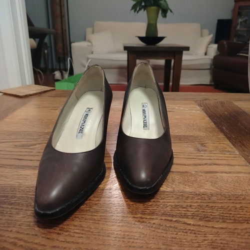 Bournazos leather pumps like new, brown, size 37