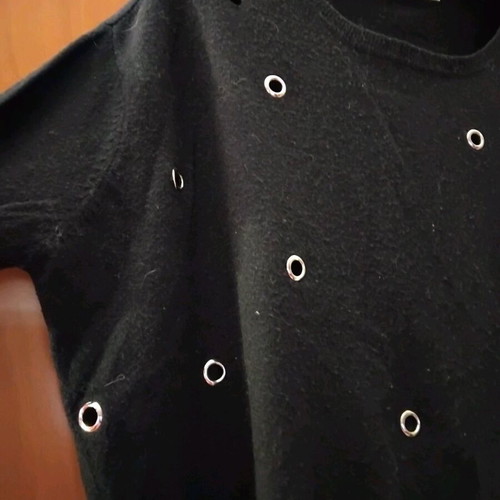 Thin sweater with studs like new, size M, black