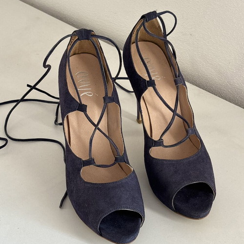 Ovye by Cristina Lucchi blue pumps size 38 like new