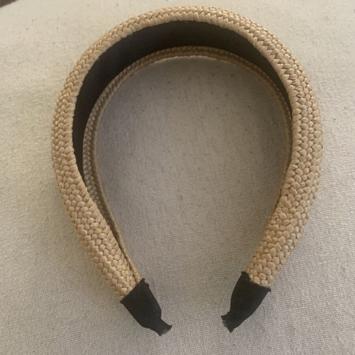Hairbands like new, set of 2, beige