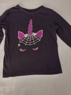 Inextenso long-sleeve shirt used for 5-year-old girl with unicorn and glitter