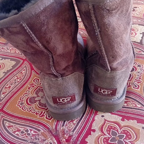 Ugg Australia boots brown like new, size 37