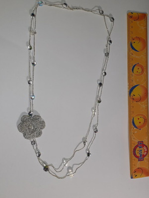 Handmade necklace with metallic silver thread and glass bead, new