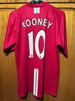 Man United Wayne Rooney Shirt size Medium like new