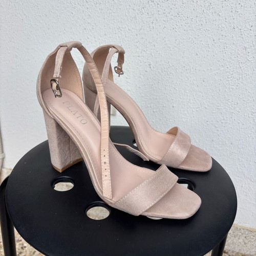 Plato beige suede women's sandals with 10cm block heel like new, size 39