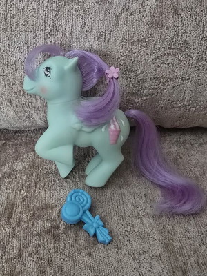 My Little Pony Peppermint Crunch figure from Sundae Best 1987