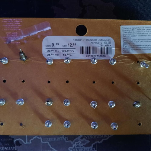 Earrings set like new, 8 single and 6 pairs multicolored