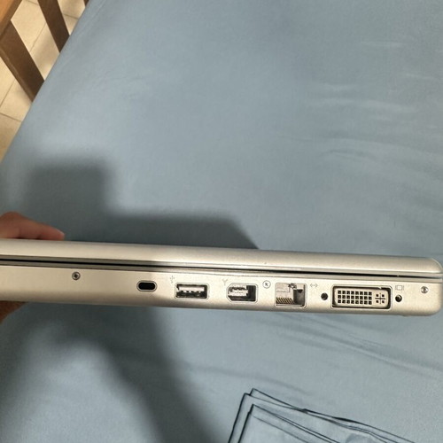 Apple A1150 laptop
