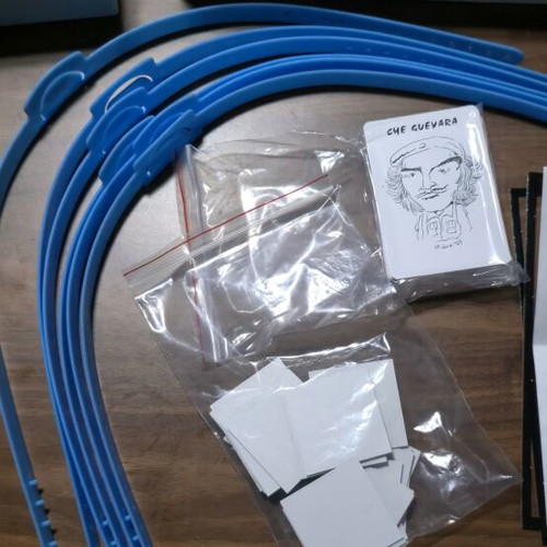 Who Celebrities Board Game like new by Playful