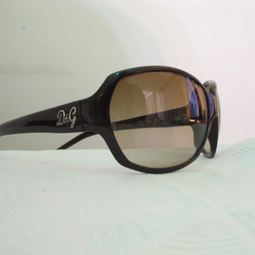 Women's sunglasses used, brown