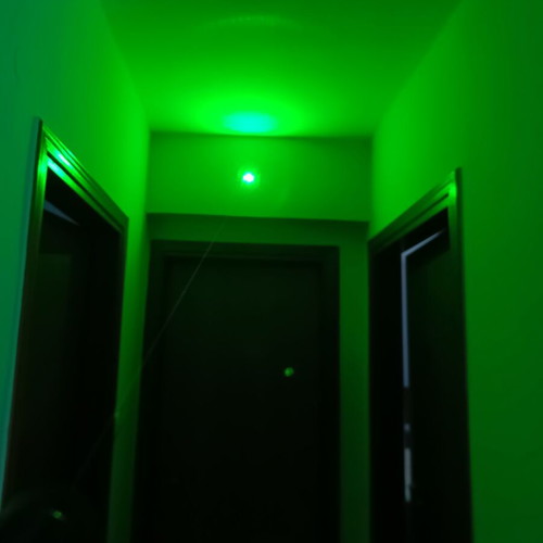High-quality laser with USB charger and rechargeable 18650 battery