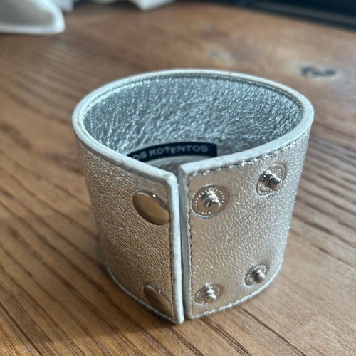 Christoforos Kotentos leather bracelet silver like new