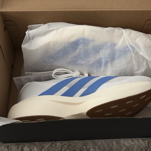 Adidas athletic shoes new, size 37, blue