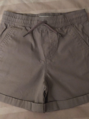Primark shorts like new, size 5-6 years, beige, 116 cm