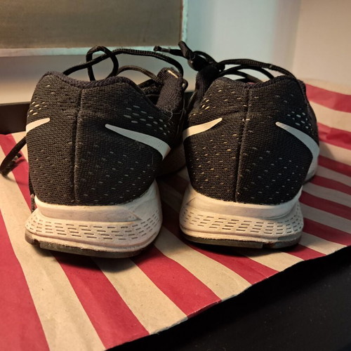 Nike athletic shoes used, size 40.5