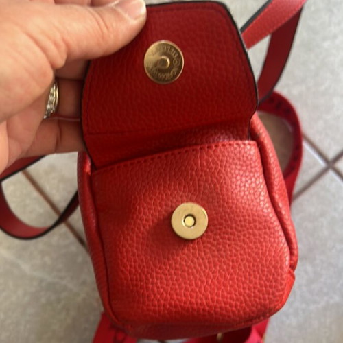 Women's shoulder bag like new, red
