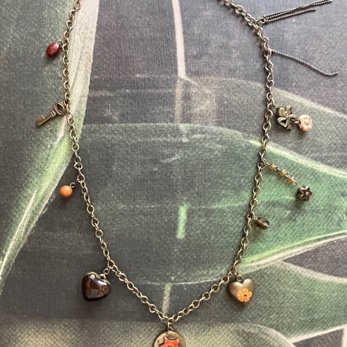 Ikita branded necklace like new