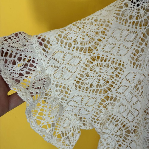 MS Mode Cream Crochet Lace Blouse with Tassel Neck and Attached Camisole, Size XL