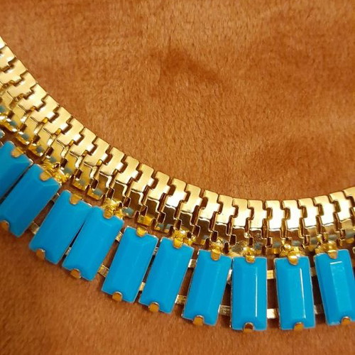 Necklace new blue