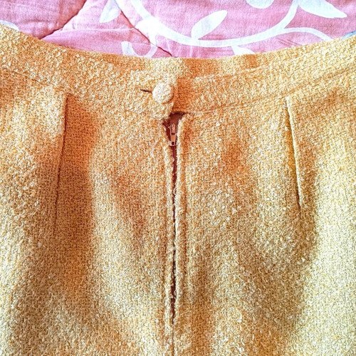 Vintage Camelot tweed/bouclé suit set used, yellow/gold