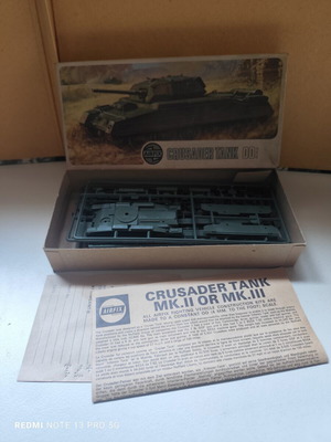 Airfix Crusader Tank model kit 00 scale