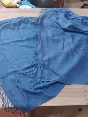 Πασμίνα μάλλινη σιέλ καινούργια