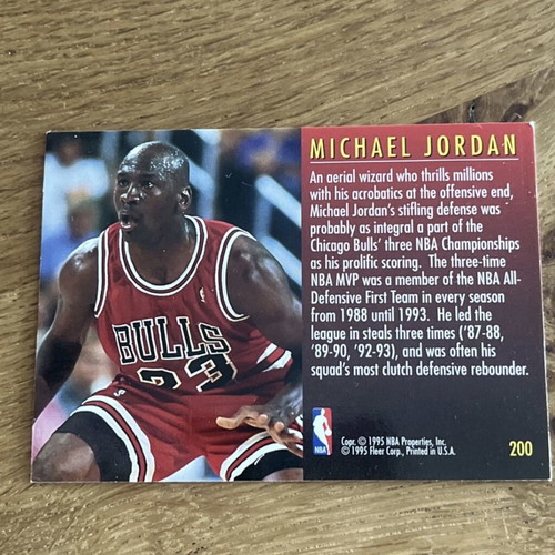 1995-96 Fleer International Total D Michael Jordan #200 used