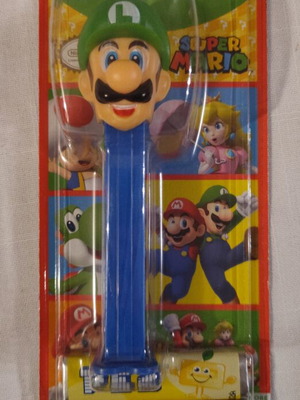 Pez Luigi Nintendo candy dispenser new, large pack with 3 candies