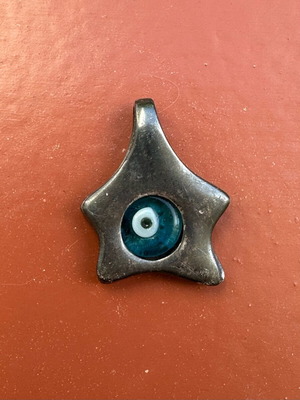 Vintage ONAR pendant with evil eye and star silver tone like new