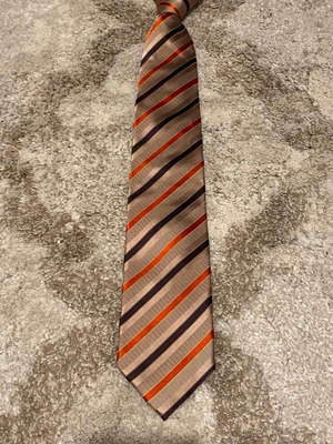 Tie No 104 like new, beige and orange