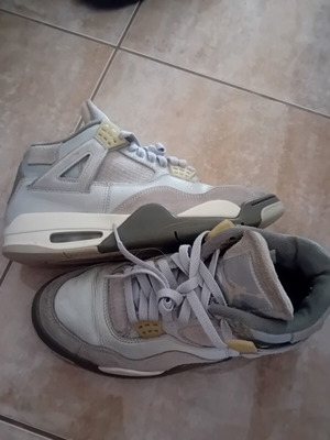 Jordan sneakers νούμερο 41 σαν καινούργιο, μαύρο και άσπρο
