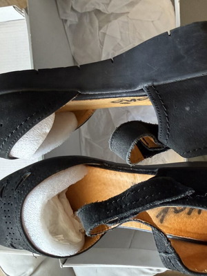 Yokono black nubuck platform sandals size 37 new, 4 cm heel