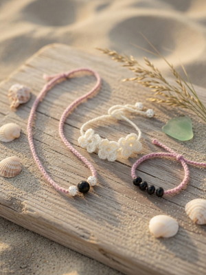 Handmade beach jewelry set necklace and bracelet new, white and pink