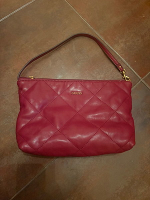 Guess shoulder bag like new, burgundy with gold details