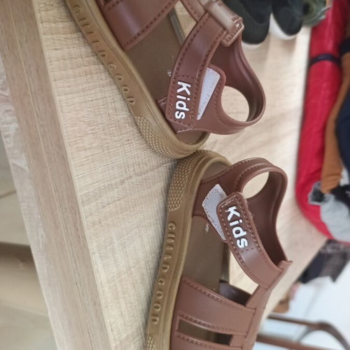 Plastic sandals size 26 new, brown