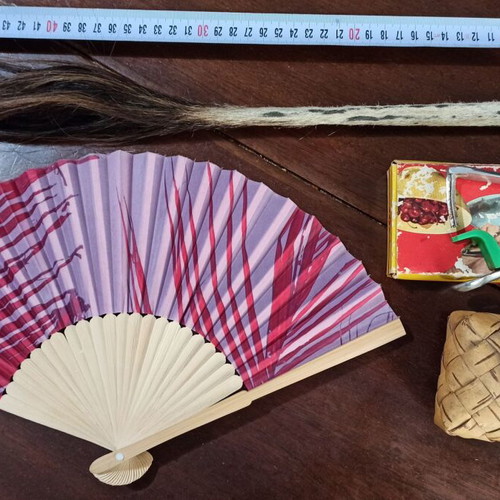 Collectible small items like new, set of 4 pieces