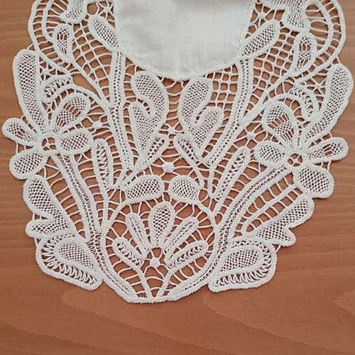 Set of 2 handmade lace table runners beige like new
